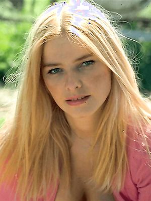 Илона Шталлер