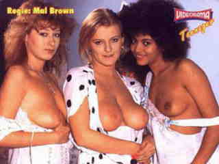 vzroslie-hochu-trahnut-svoyu-sosedku-neozhidanno-zad